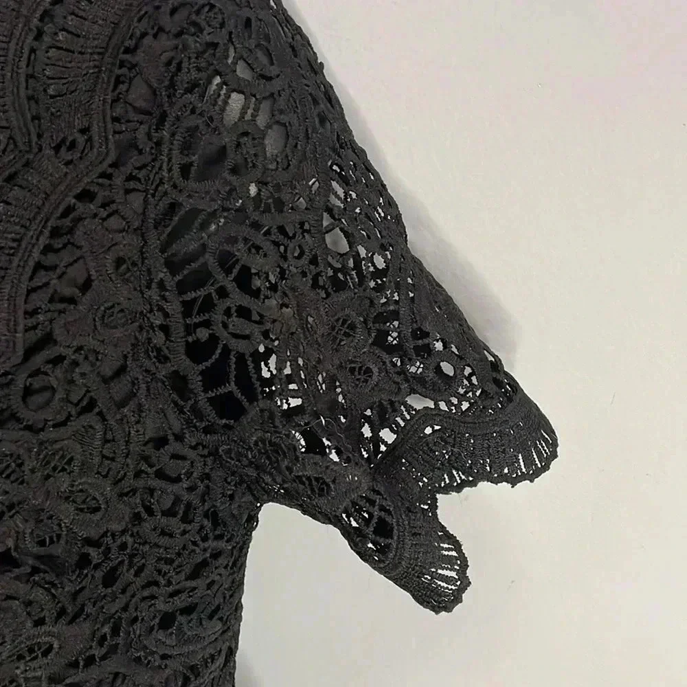 🛑Sold🛑 Lulu’s Black Lace Dress- Small - Picture 5 of 12